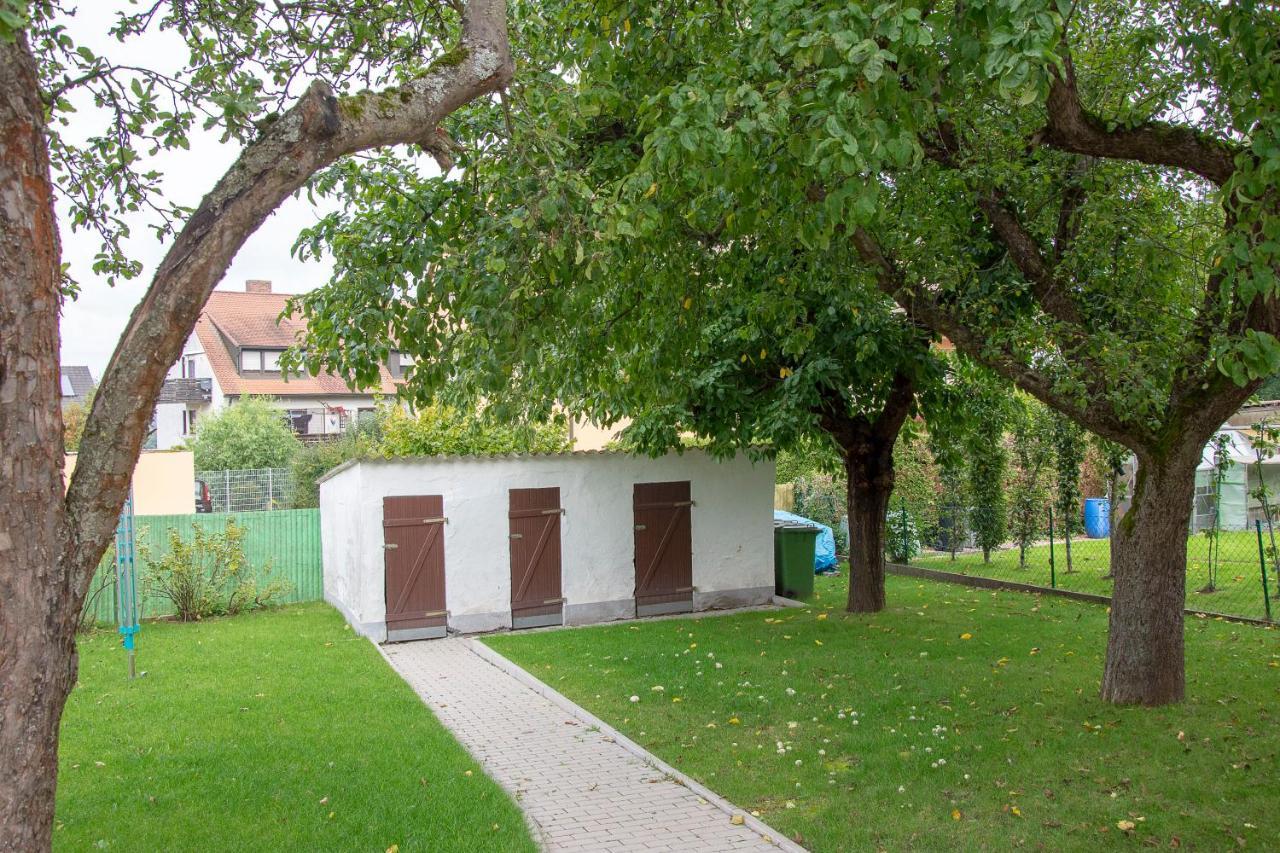 Appartment Vogel Ferienwohnungen Цирндорф Екстер'єр фото